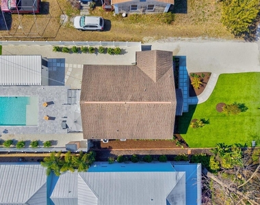 2226 Arlington Street - Photo Thumbnail 75