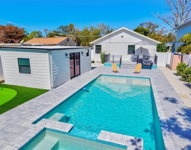 2226 Arlington Street - Photo Thumbnail 70