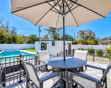 2226 Arlington Street - Photo Thumbnail 46