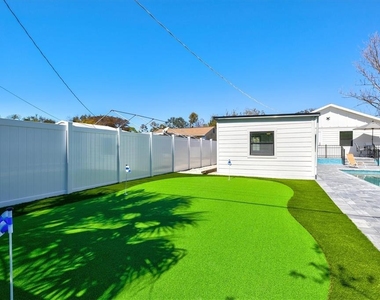 2226 Arlington Street - Photo Thumbnail 62