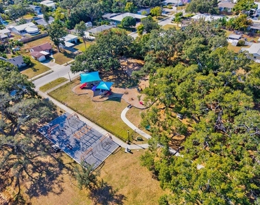 2226 Arlington Street - Photo Thumbnail 88