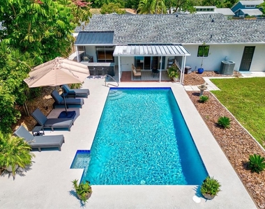 2650 Davis Boulevard - Photo Thumbnail 4