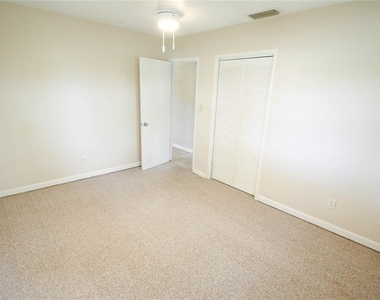 3331 Yorktown Street - Photo Thumbnail 10