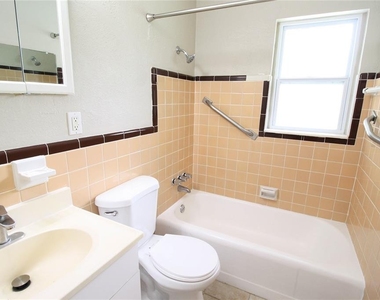 3331 Yorktown Street - Photo Thumbnail 9