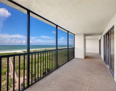 420 Beach Road - Photo Thumbnail 6