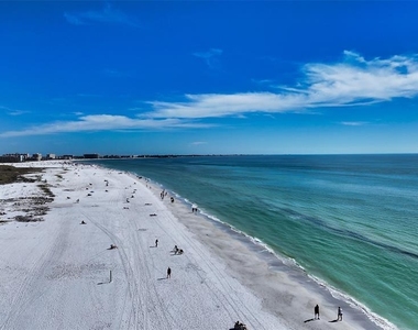 420 Beach Road - Photo Thumbnail 32