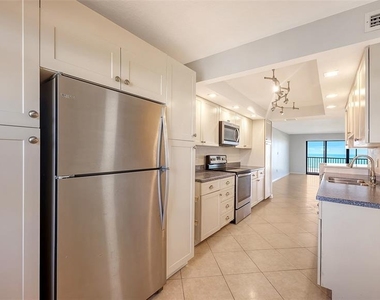 420 Beach Road - Photo Thumbnail 13