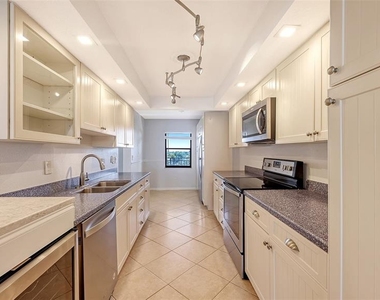 420 Beach Road - Photo Thumbnail 12