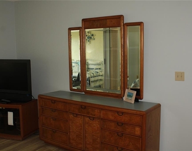 327 108th Street W - Photo Thumbnail 29