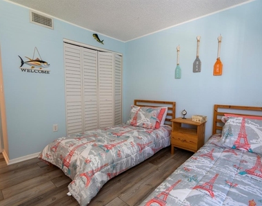 3255 Beneva Road - Photo Thumbnail 8