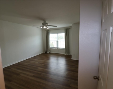 5166 Shell Mound Circle - Photo Thumbnail 16
