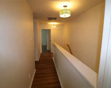 5166 Shell Mound Circle - Photo Thumbnail 13