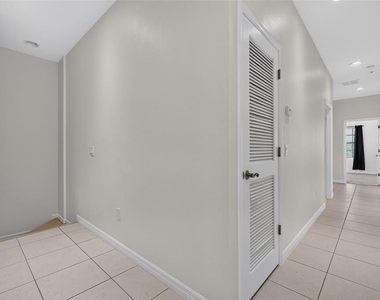 4072 Overture Circle - Photo Thumbnail 29