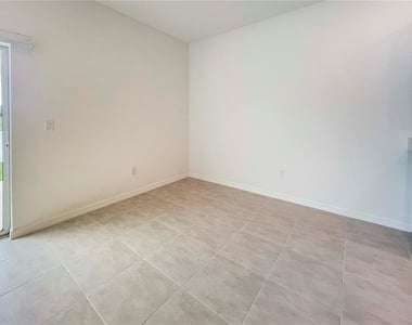 15096 Ginetti Street - Photo Thumbnail 9