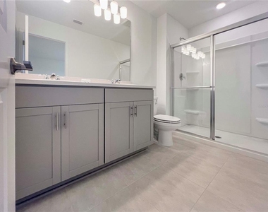 15096 Ginetti Street - Photo Thumbnail 13