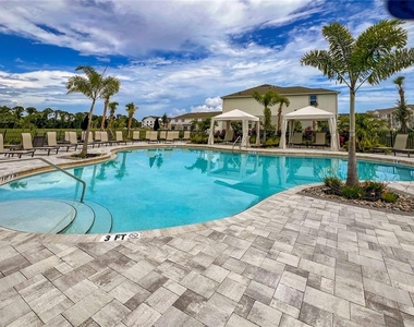 15096 Ginetti Street - Photo Thumbnail 24