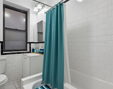 571 West 139th Street - Photo Thumbnail 9