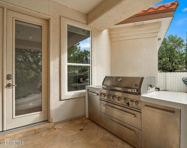 6528 Calle Placido Drive - Photo Thumbnail 64