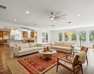6528 Calle Placido Drive - Photo Thumbnail 18