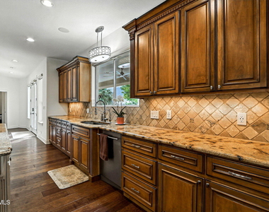 6528 Calle Placido Drive - Photo Thumbnail 28