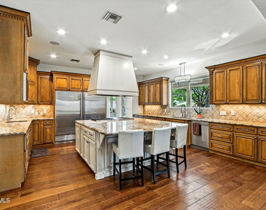 6528 Calle Placido Drive - Photo Thumbnail 27