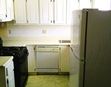 3022 E Glen Drive - Photo Thumbnail 6