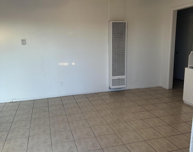 438 Duran Place - Photo Thumbnail 1