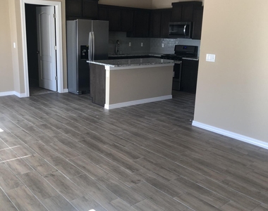 13612 Hazlewood Street - Photo Thumbnail 4
