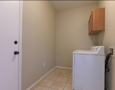 14408 Escalera Drive - Photo Thumbnail 32