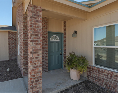 14408 Escalera Drive - Photo Thumbnail 5