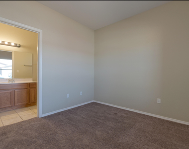 14408 Escalera Drive - Photo Thumbnail 20
