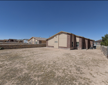 14408 Escalera Drive - Photo Thumbnail 36