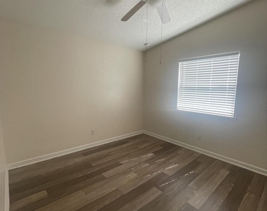 815 Silvestre Road - Photo Thumbnail 9