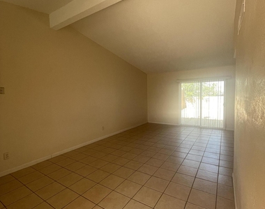 815 Silvestre Road - Photo Thumbnail 2
