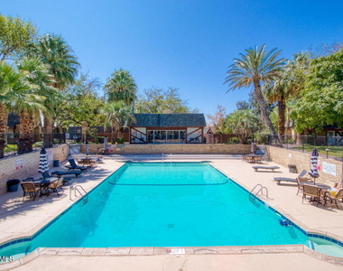350 Thunderbird Drive - Photo Thumbnail 16