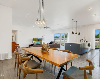 5708 Valley Laurel Street - Photo Thumbnail 8