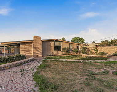 8408 Mineola Drive - Photo Thumbnail 27