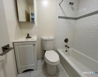 34 Prospect Street - Photo Thumbnail 4
