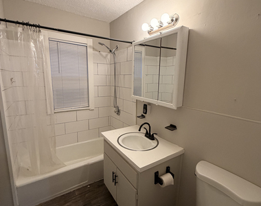 6-8 Fuller Avenue - Photo Thumbnail 5