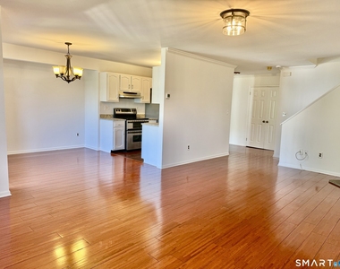 1 Valley Road - Photo Thumbnail 9