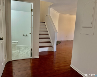 1 Valley Road - Photo Thumbnail 17