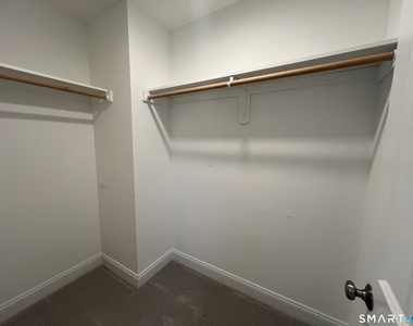 39 Eden Avenue - Photo Thumbnail 9