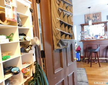 451 Circular Avenue - Photo Thumbnail 11
