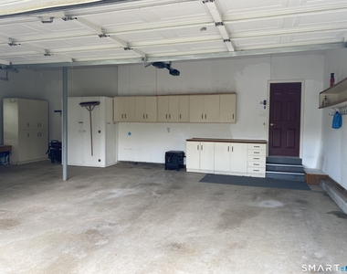 54 Winchester Drive - Photo Thumbnail 32