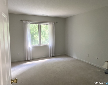 54 Winchester Drive - Photo Thumbnail 29