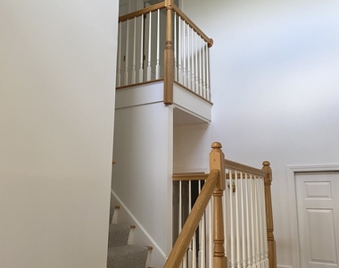 54 Winchester Drive - Photo Thumbnail 6