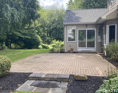 54 Winchester Drive - Photo Thumbnail 37