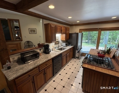 40 Looking Glass Hill Road - Photo Thumbnail 12