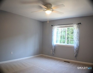 310 Boston Post Road - Photo Thumbnail 10