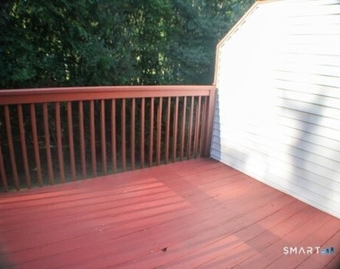 310 Boston Post Road - Photo Thumbnail 5